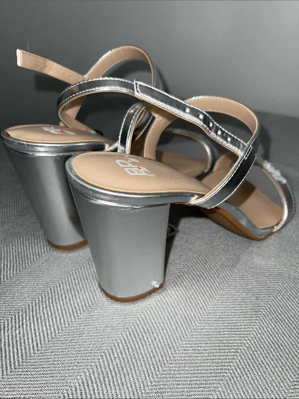 Shoe Bundle Lot of 3: Jessica Simpson, OluKai, BB - Sz 8